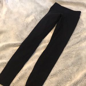 Lululemon wunder under leggings!